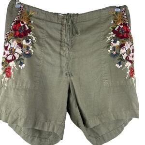 JW Los Angeles/Johnny Was Green Floral Embroidered Shorts, Size Medium